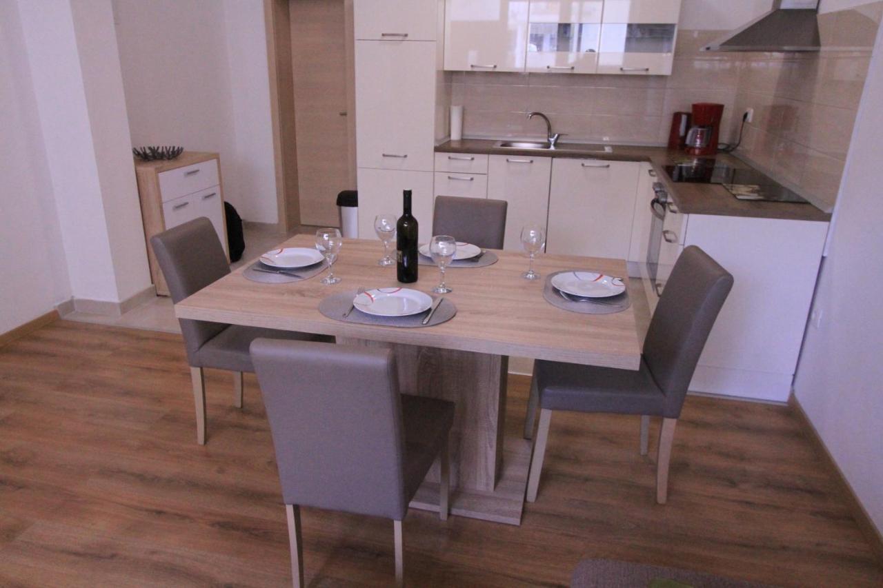 Apartman Darija Podstrana Ngoại thất bức ảnh